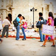 oaxaca-kissing-couple-smallerforBnB