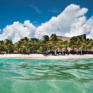 Riviera Maya 320