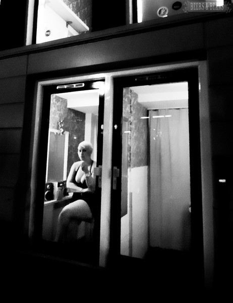 red-light-district-amsterdam